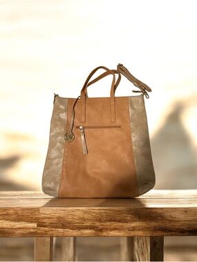 Miracle Zone NWOT Large Colorblock Tote Crossbody Bag Tan Taupe 16”